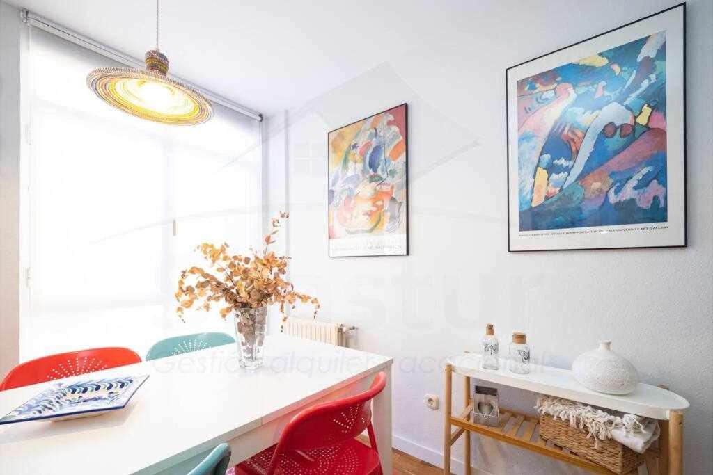 Colours Apartamento Oviedo Ngoại thất bức ảnh