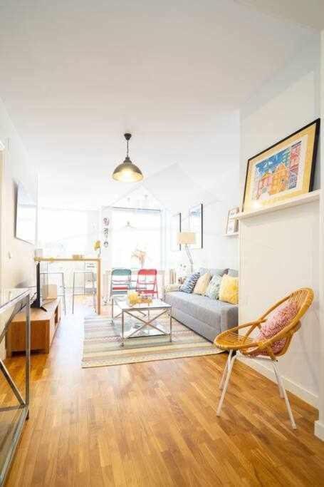 Colours Apartamento Oviedo Ngoại thất bức ảnh